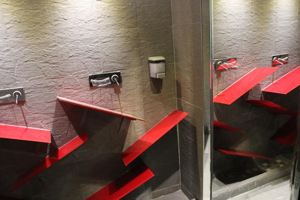 Lelux Hotel Montreal Exterior foto